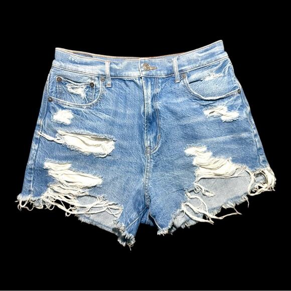 American Eagle Size 6 Distressed Daisy Duke Light Blue Jeans - Picture 3 of 14